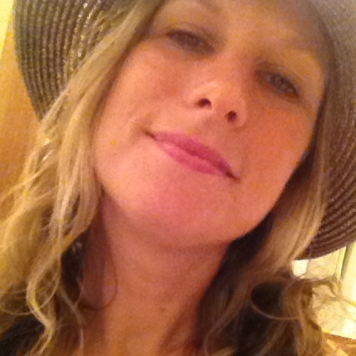 kimlandrum's profile picture. UGA Grady ADPR faculty. Hardcore advocate for youth endurance sports. Family, animals, sports, food, design, tiny houses.