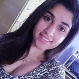 Geminiana, 18 anos, ciumenta,insuportavel e noiva do @lucaskss  ♥