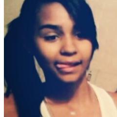 Só não vale desistir de ser feliz ;P http://t.co/7WSAOhQN