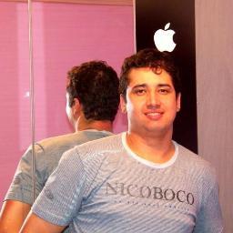 #Twitter: uma central de indiretas disfarçada de rede social.
 #Orkut=http://t.co/KN2L2otJxf
#Msn=Te conheço?Pedee
