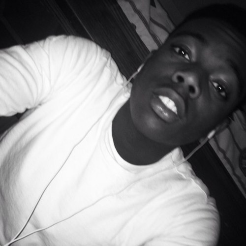 Good Music|Good Kush| ✈Lifee| Eat with the people you starved with|Ride with the people you walked with. 


                               1-24-13 ❤