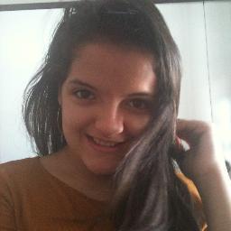 Vou pegar oque eu tenho de bom e guardar pra quem merece! Muito teimosa, legal, divertida, engracada/wpp:9918-5488/