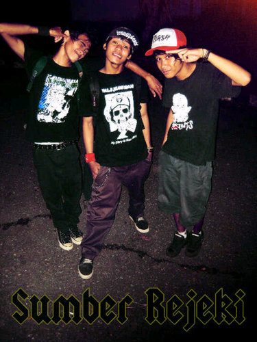 Official Sumber Rejeki Twitter | Since of 2004 | Punk Melodic | http://t.co/IF0z0QnEDr
