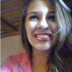 preguiçosa,folgada,sedentaria,macarrao,suco de manga,celular, Deus,amigos,familia,filmes irma do @Joh_Saravalle