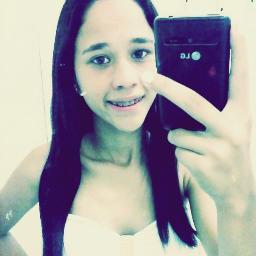 Maynara Cristiane ,, 25.05.1998 ,, 15 anoos *-* ,,  SIIS da @Karolaine Albuquerque ;]]* ,, #APAIXONADA por #Pagode ♪♫ rs.' . Sigo de volta (ÝN*