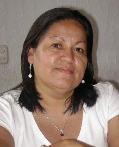 Licenciada en Ciencias Sociales. Felizmente casada y enmorada de mi trabajo.