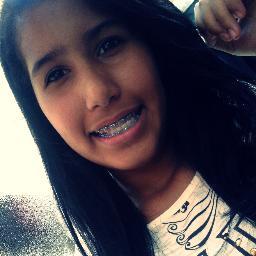 ooooi , tenho 14 anos sou chatta , feia , irritante , chorona , chocolatra && virgiana , quer saber mais ? Seguee ai ! 

Faace: https://t.co/1MXK6yG4