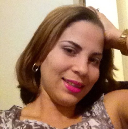 Soy simpatica , le dedico mi vida a mi hija fans1# de Dios me facina ver a @kanquimania Loca pero sincera ! #FOLLOWME