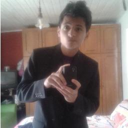 Eu te amo mais que tudo, meu Plinceso s2 não vivo sem vooc seu lindaum // @_PequenaDeli aqui :3