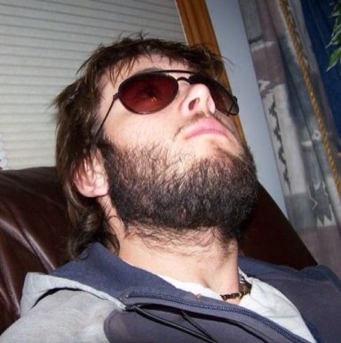 MotoJuice_352's profile picture. 