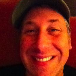 Graphic designer, artist, tighty-whitey wearin' curmudgeon