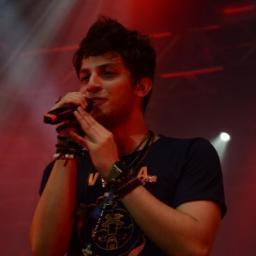 C-H-A-Y-S-U-E-D-E  O-R-G-U-L-H-O D-A M-I-N-H-A V-I-D-A  !