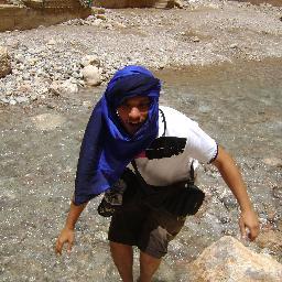 une bio en 160 caracteres c'est impossible .. Si tu veux savoir qui je suis ⇨ #FollowMe  #Juventus #ForzaItalia #Tlemcen