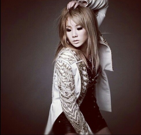 (@_fyclosed) 2ne1's sexy and wild leader.