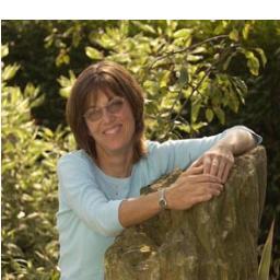 Lifelong passion for gardens, horticulture and the natural world. Award winning garden designer since 1982.