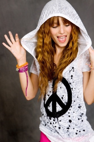 ı love you miley cyrus 
selena gomez
demi lovata
bella thorne 
zendaya coleman
