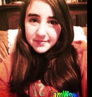 I love sports , music , fashion and im irish !! Im also a younower !!! :)