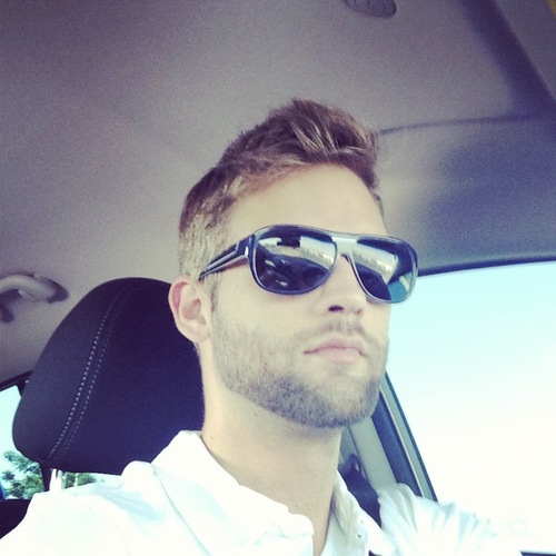 Living MY Life... As I Like! How yo' doin? Instagram: @smacguire