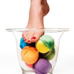 Director of B.Avanté, a fun and quirky beauty e-tailer!!  Have a passion for learning about ways to improve my business. Christian. Married mother of two.