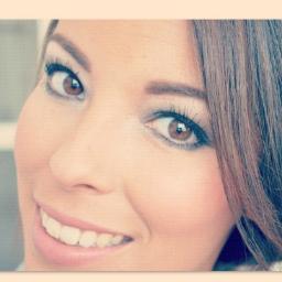 Owner of BeautyFrique | 25 years | #blogger | #Rotterdam | doglover | master in #Marketing Management