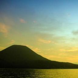 Mari Jelajahi Indonesia!
Like us : http://t.co/bPqJUDN3