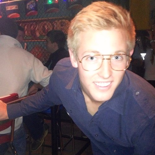 DuncanDutchman's profile picture. Buy me a drink. Sing me a song. Take me as I come cuz I can't stay long.