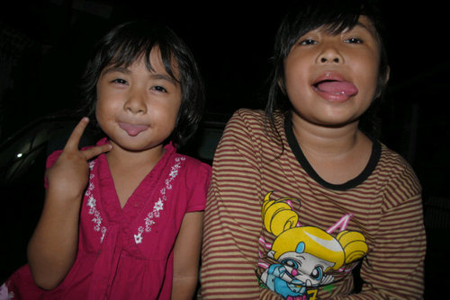Tuhan Yesus mama papa , kakak rani pier , ade jannet