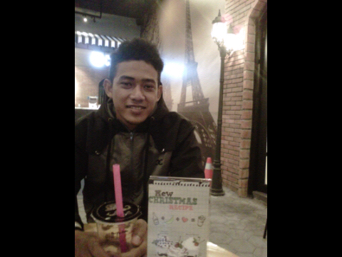 SherLukman's profile picture. L