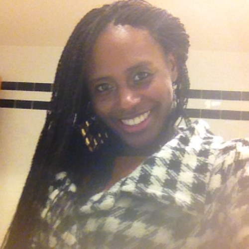 I attend Randolph Macon College(in VA). I live in Lithonia,GA(15+ mins from ATL). I am apart of Alpha Kappa Alpha Sorority Inc (number 6, SPR 09).