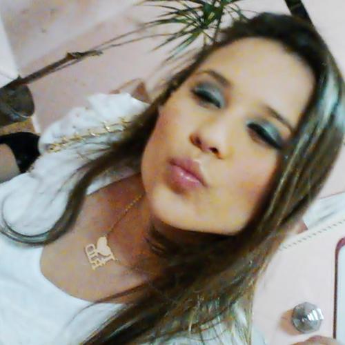 Renda-se, como eu me rendi. Mergulhe no que você não conhece como eu mergulhei. Não se preocupe em entender, viver ultrapassa qualquer entendimento.