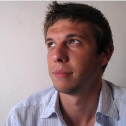 Digital & Ecommerce Manager. History, Tech, Astronomy, Chess and Football.
