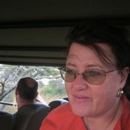 HealthiArt's profile picture. HealthiArt is life coaching in the theme of art, awakening your creative mind to reach selfactualization.