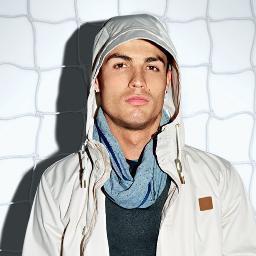 amrhussin3's profile picture. 