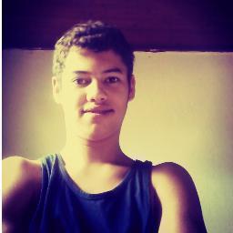 Tenho 16 anos  sou um Cara legal sincero,humilde,brincalhão,Me irrito com muita gente falsa do meu lado , não gosto de mentira , tem que fala na cara entendeu'?