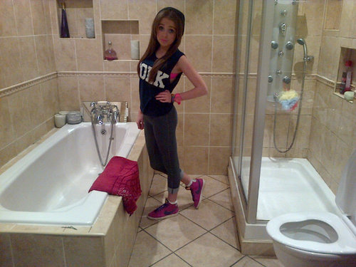follow me!, i follow back!:P