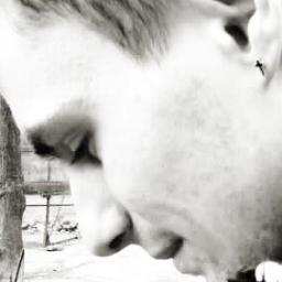 poet, writer, musician, INTERNET maker, android user  #followme  #followback #RUfollowback #teamfollowback #твитбанда