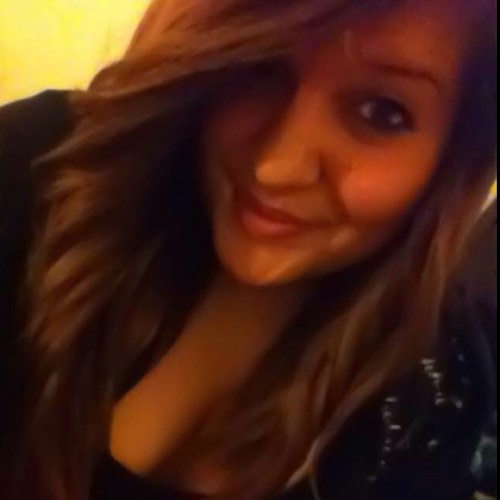 A1wayzSmi1ing17 Profile Picture