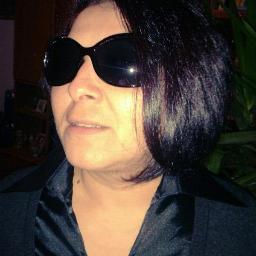 Ciao!Sono una donna d'affari,40'enne con due figli e un marito fantastico!