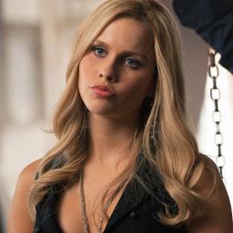 Always trusting the wrong people so it seems. I think it is time I trusted myself for once. | 18+ RP MC |