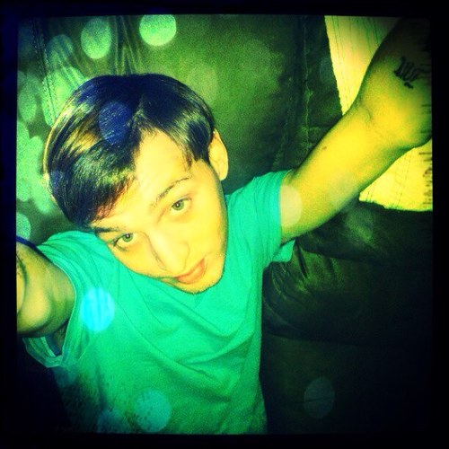 clintisbell1's profile picture. i like great music movies food and learning about different cultures