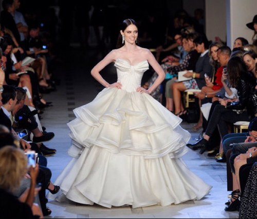 fashionfreak17's profile picture. If you Love , Adore , Admire & Breath fashion you should follow  ❤