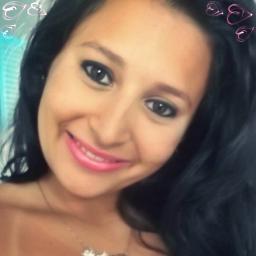 '~ * Não importa quantas moedas voçe joga na fonte,ou o número de dedos que voce cruza.Se não é pra ser ,não vai ser ~ ' 3