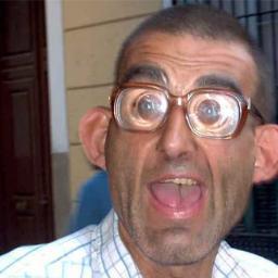 Si quiere reírse, entre en mi blog: