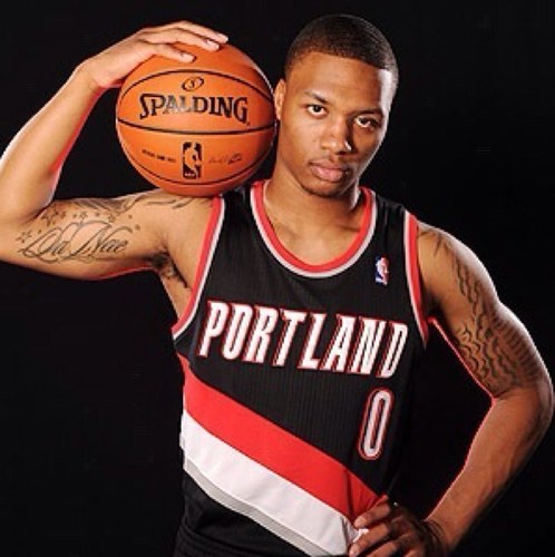 Active fan page of Damian Lillard,the next superstar in the NBA !Follow us for more news about Portland and the growing superstar,Damian Lillard