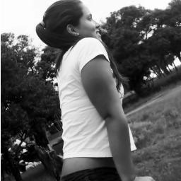 bia_subarashi's profile picture. ''Juro solenemente não fazer nada de bom!''