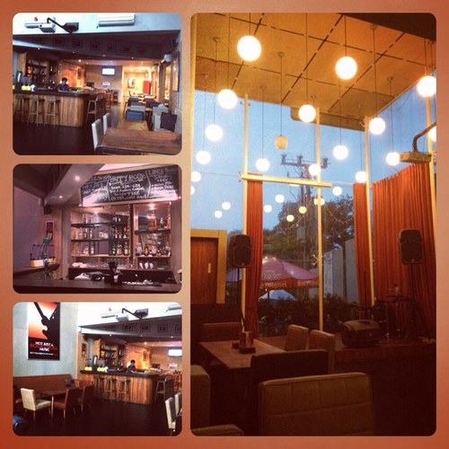 soul18kemang's profile picture. Soul;18 Bar & Kitchen, Jl. Kemang Raya no. 18A. Opening hours: 17.00-02.00. Live music everyday. Have a rockin' soul? Come!
Rsvp: 021-71793465