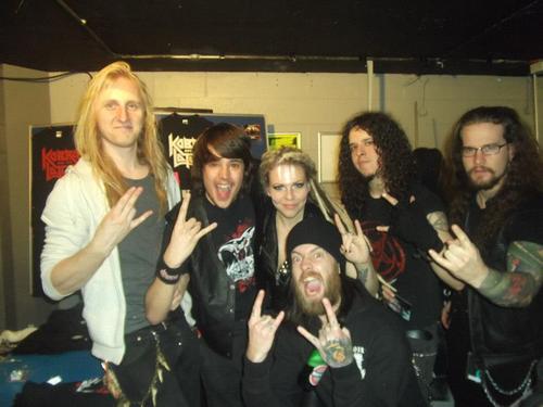 Drummer for Rough Justice http://t.co/BsCLWgvtt5, Football, Friends, ask me for more :) A metalheads odyssey! Stevenage FC.