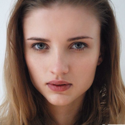 AnneMay2013's profile picture. A 21 year old aspiring model from London. Just launched my Twitter - shoutout4shoutout & RT4RT's! Follow my sis @LouisaMay2013!