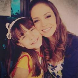 Se um dia eu desistir de vocês,eu desisto de mim. @larimanoela , @RoMulholland e @lucassantossbt  ☊