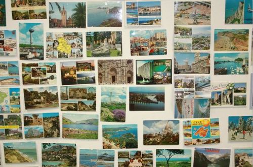 AnswerOnAPost's profile picture. ANSWERS ON A POSTCARD 
Interactive Art: Be Part Of It! Be Part Of Art!